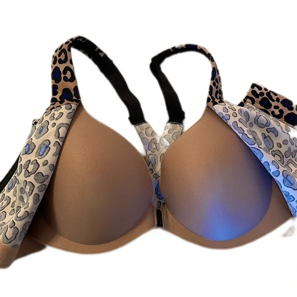 Victoria's Secret Knockout Ultra Leopard Underwire Sports Bra (32DDD/32F) NWOT - Picture 4 of 4